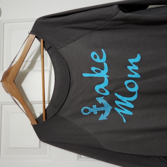 LAKE MOM gray tshirt 3/4 sleeves Teal lettering size 1X Plus - Picture 5 of 5